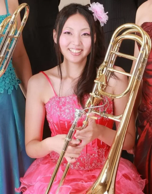 小林 由梨香