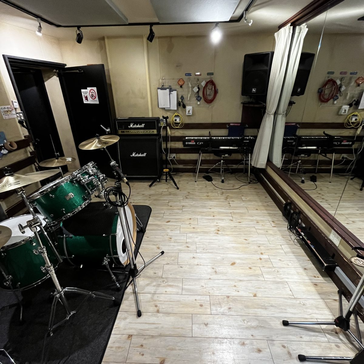 スタジオ246 GEN