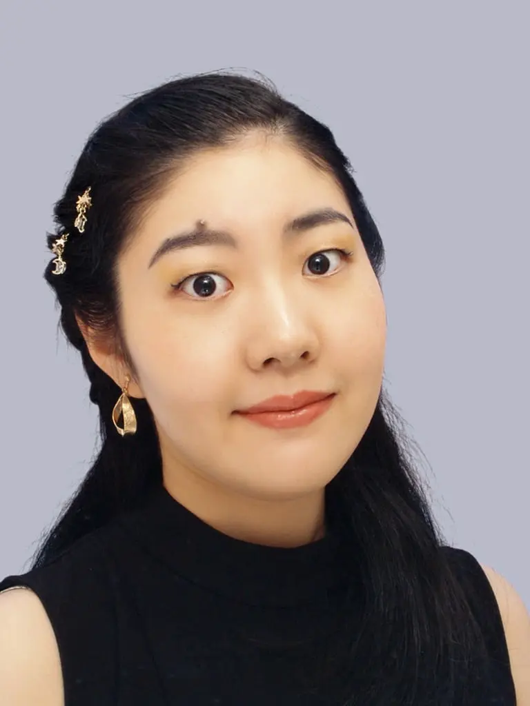 香月 すみれ