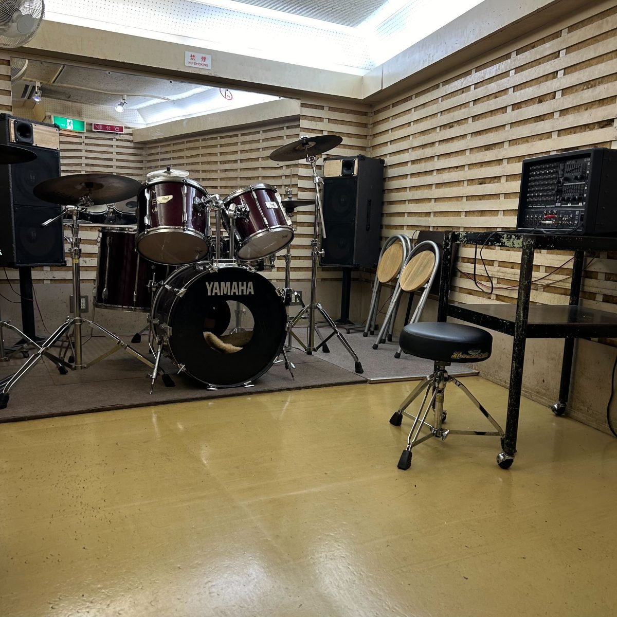 STUDIO MEW