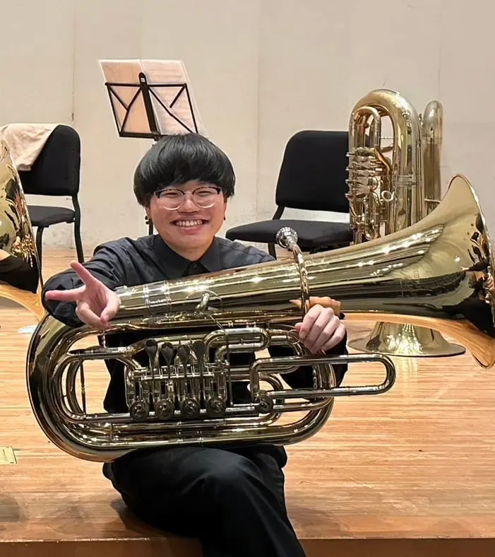 戸井 彬人