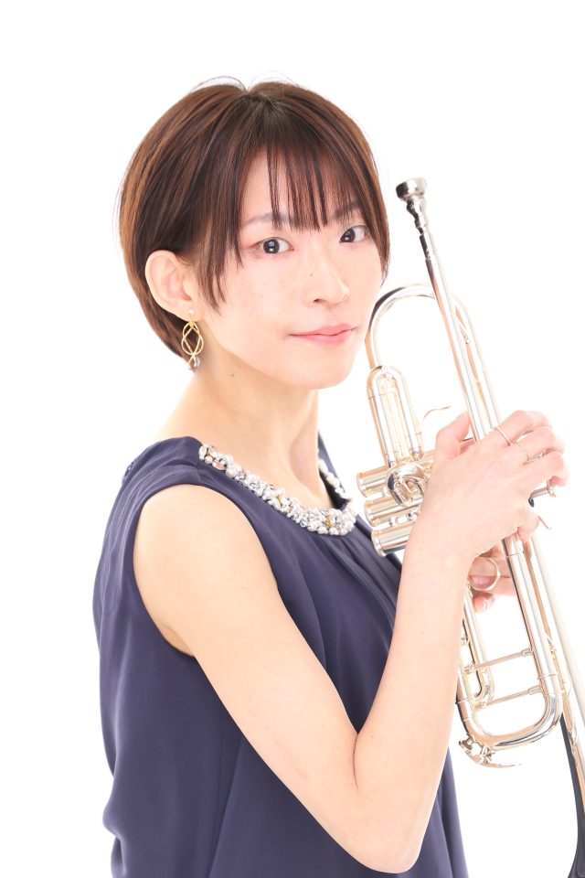 東山 華奈