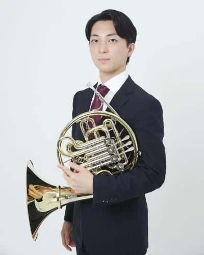 金井 亮介