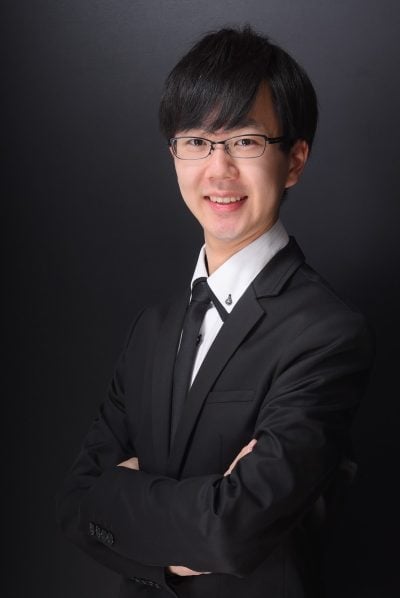 富田 英亮