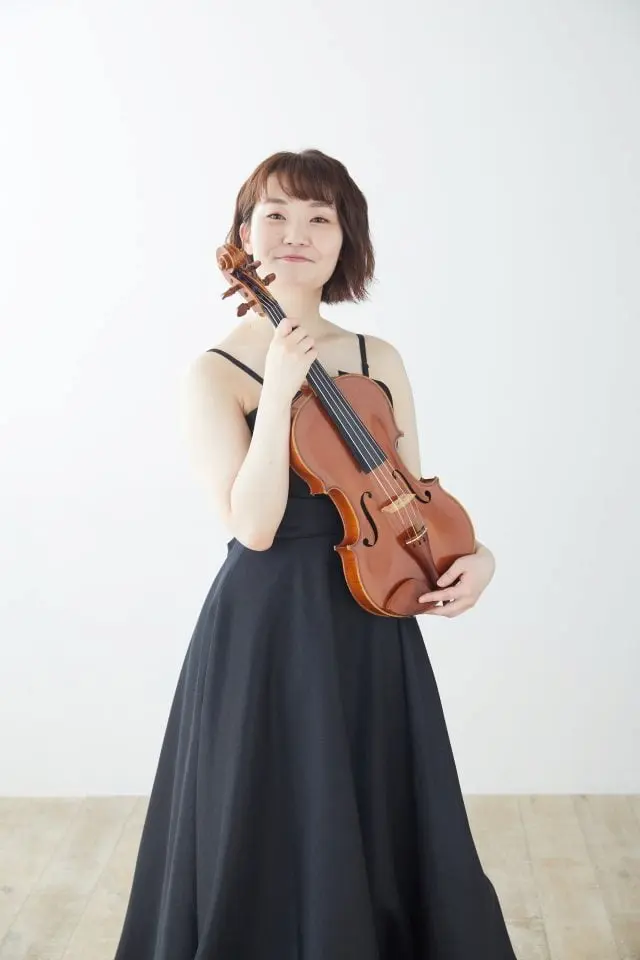 小関 麻里江