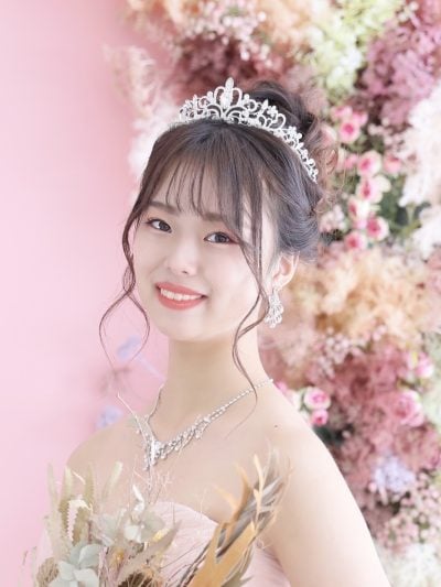 綺羽 瞳
