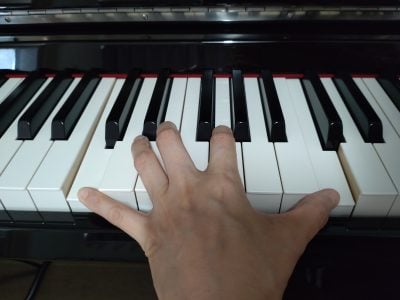 ミヤフジ アヤノ