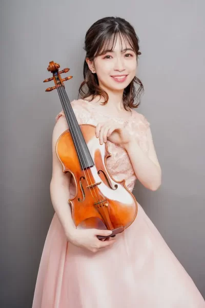 女性の楽器演奏デザイン 山田 玲菜 講師で評判の初心者でも安心なレッスン｜椿音楽教室